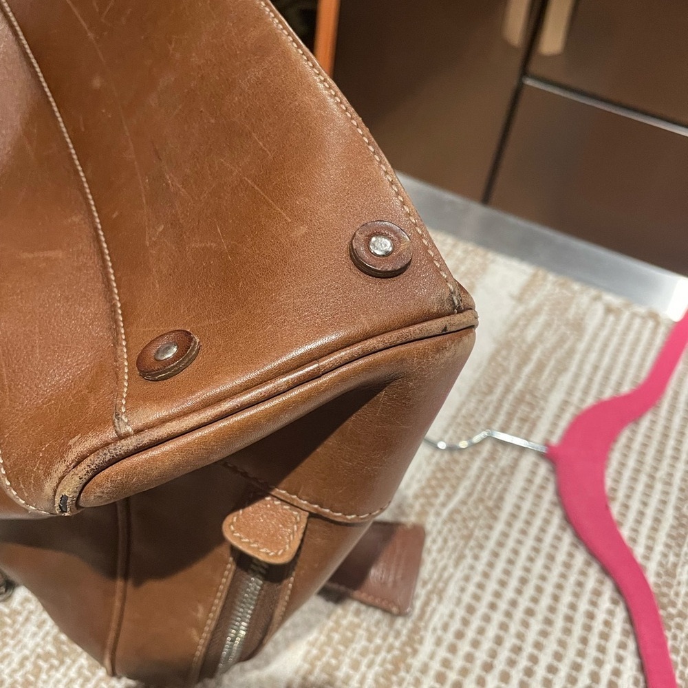 Coach .Brown Leather Handbag - Picture 11 of 16
